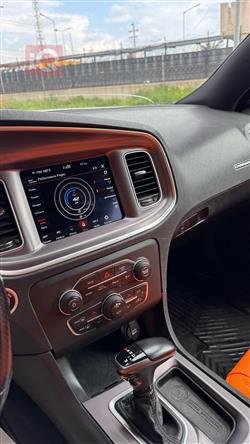 دودج تشارجر